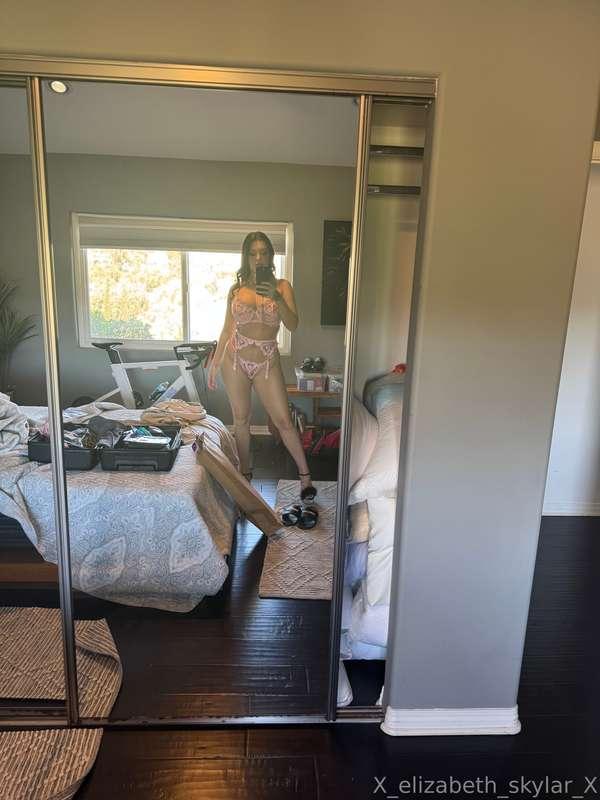 xelizabethskylarx image #5
