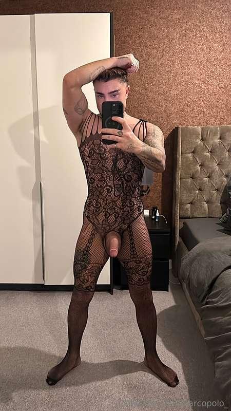 Front view. Should I wear this for a man? 