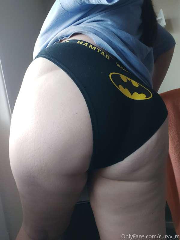 Be the Robin to my Batman? 🤤😈