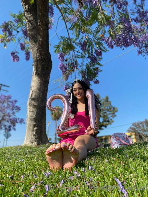 stacisfeet image #1