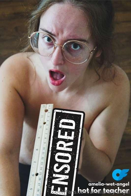 LAST CHANCE REMINDER! New subs my OF @amelia-wet-angel are 7..