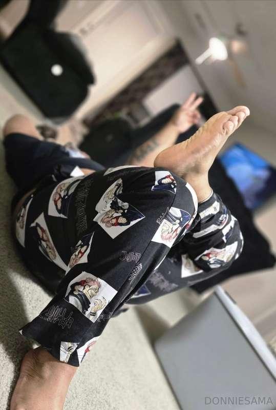 Just laying around being thick!
