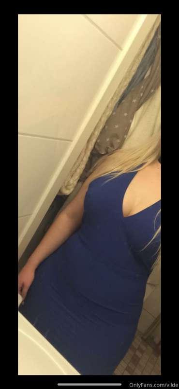 All the curves.. 🍑
