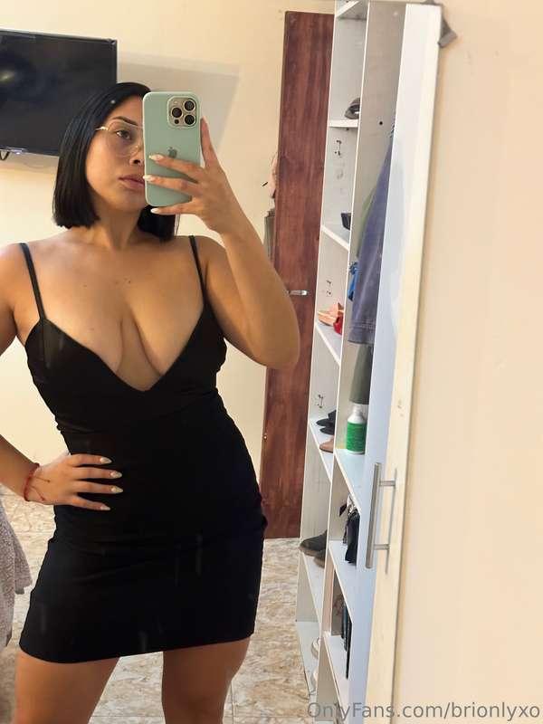 Do you think this dress would look better off???? 🤭🥰