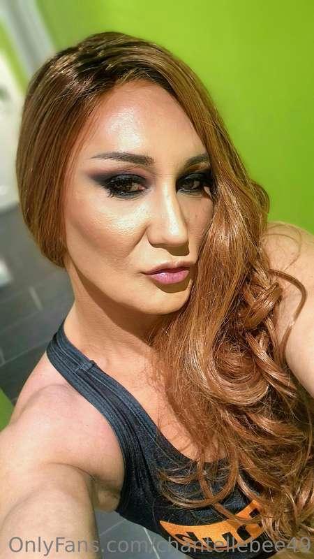 Getting ready to make a custom vid for one of my lovley fans..
