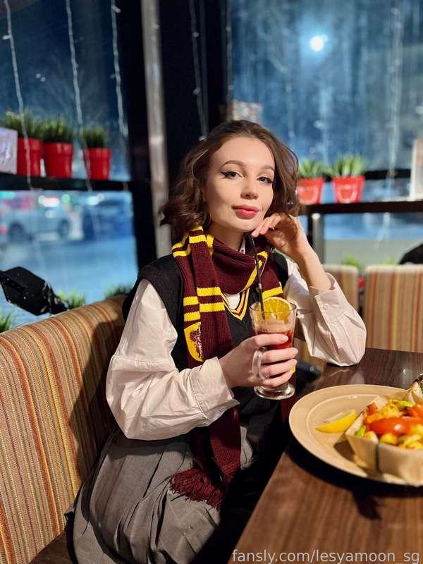 On cold days, I am warmed by a hot drink and your passionate messages 🔥




 #brunette #life #slim #cuteface #content #sexy #fyp #custom #happynewyear #sexygirl