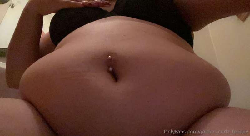 Getting nice and wide…so much to grab and hold on to 😏