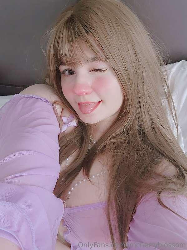 Sweet face, juicy body 🍓🧃