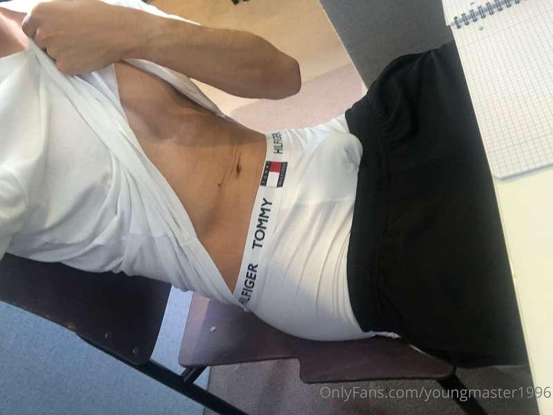 Again horny in the public library and started to sag low and..