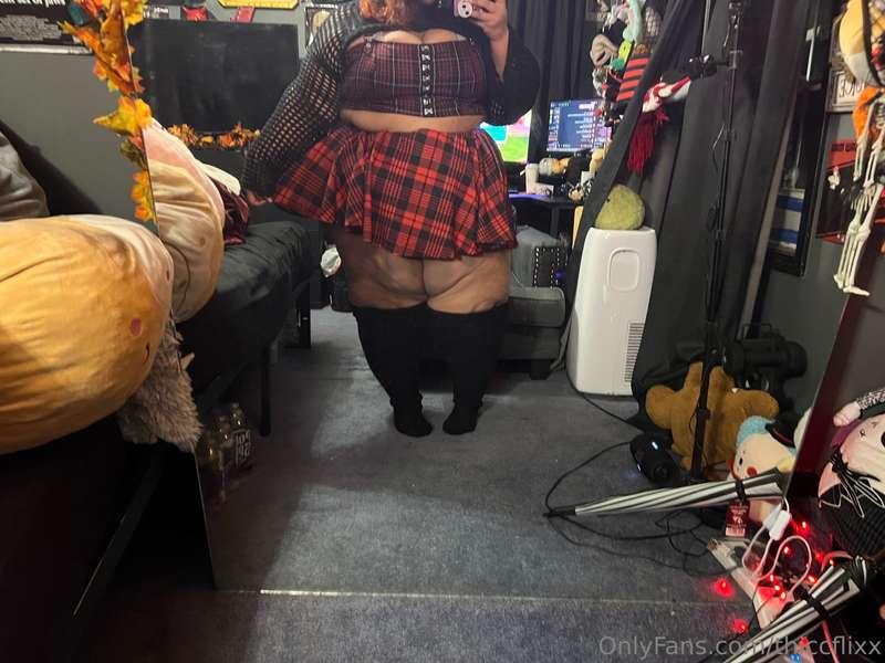 Can I be your favorite fuck toy?~