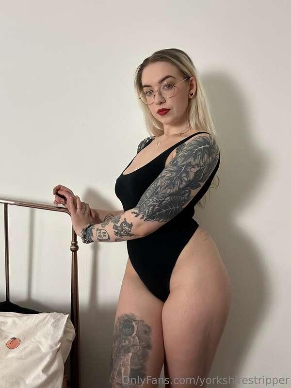 What would you say is my best feature? 🖤