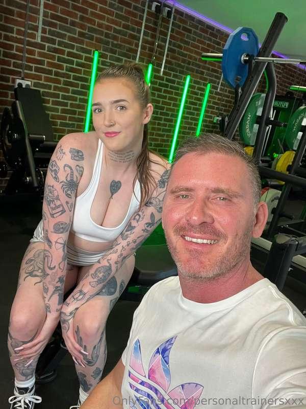 Another new girl and another creampie 😈😃 @marcrosexxx 