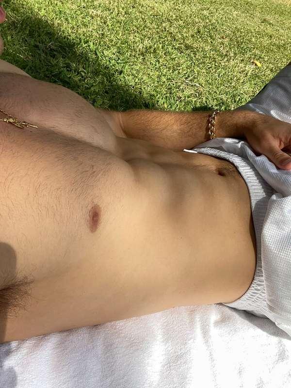 Went to the park this afternoon and was so fckn horny I star..
