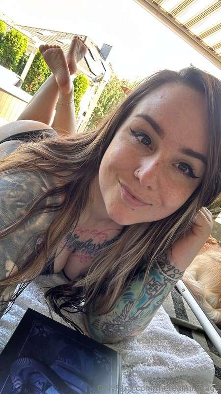 new Pool day set in ur DMS. spend a day with me at the pool...