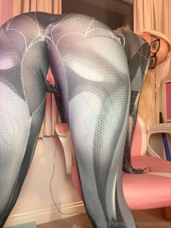Spider girl wants you to bend her over and fuck her senseles..
