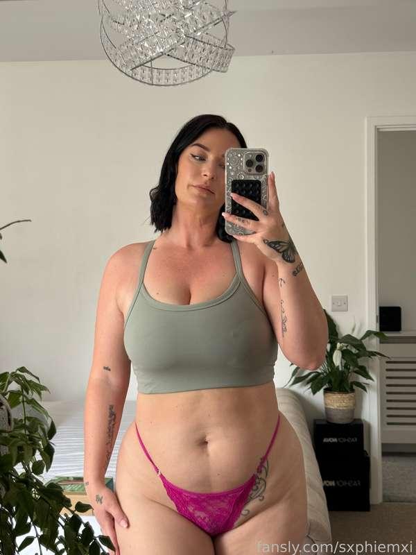 Pink g string 💞