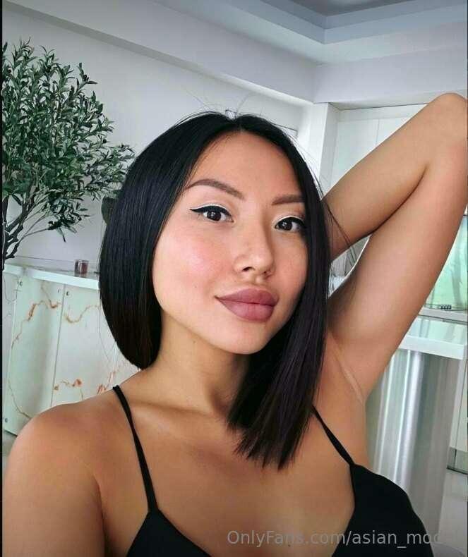 My boobs want to play with you 🥵Will you make time for her? ..