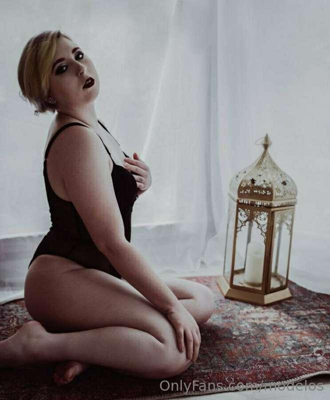 **@Lepheonix OnlyFans!** 🍒🍒🍒
🇬🇧 Thick Thigh Goth Brat
If you..