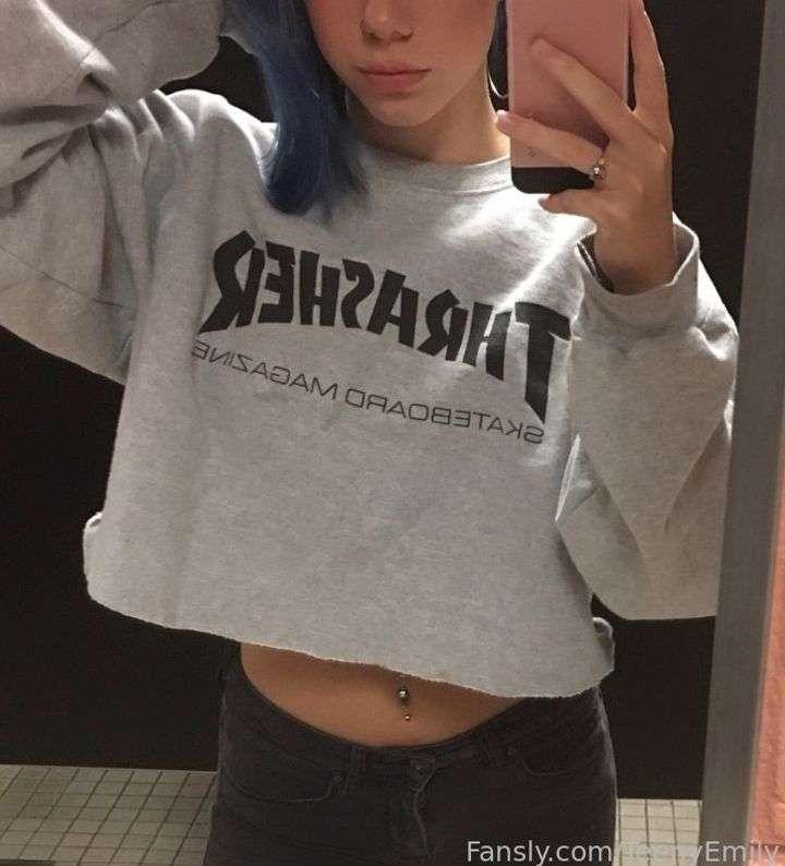 teenyemily image #2
