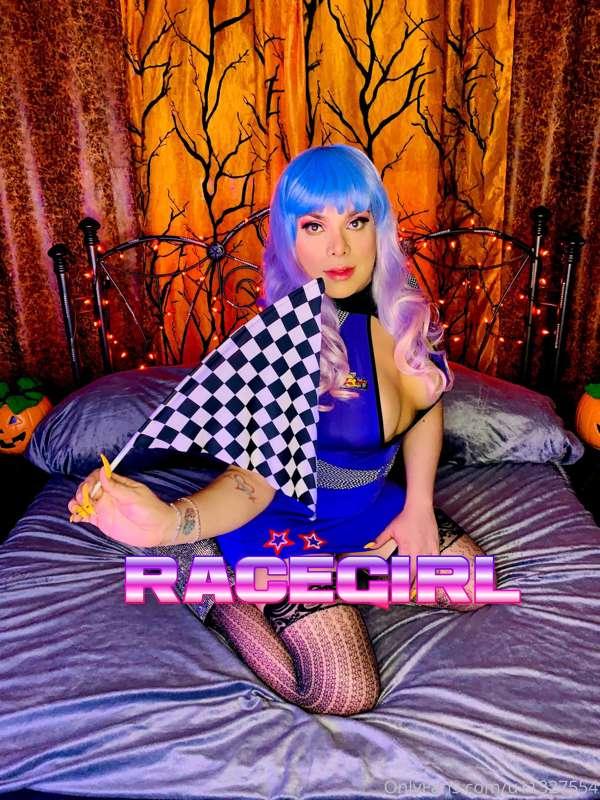 Look #9 RaceGirl 🚦🚦🚦🚦🚥🚥🚨