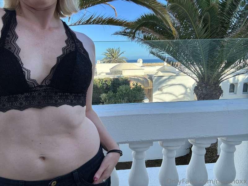 Throwback - missing the sun sooo much 😔