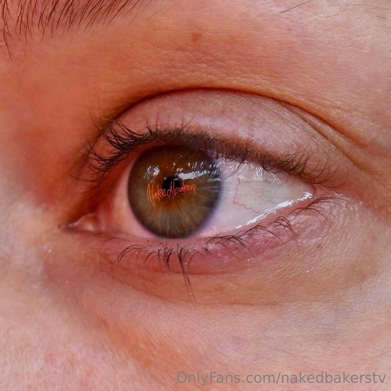 Official eye reveal 😉