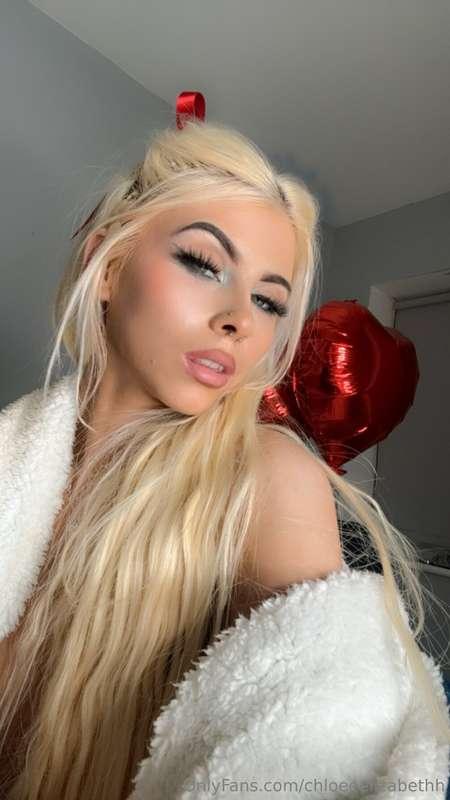 My main account is the best place to get to know me 😏https:/..