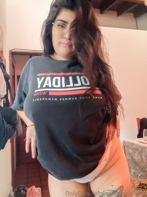 ♥️♥️🖤🖤 give me a like bb♥️