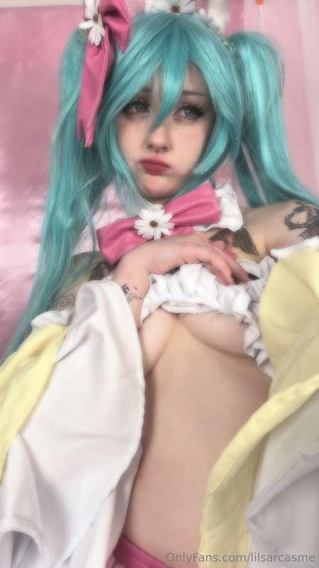 make me behave please :3