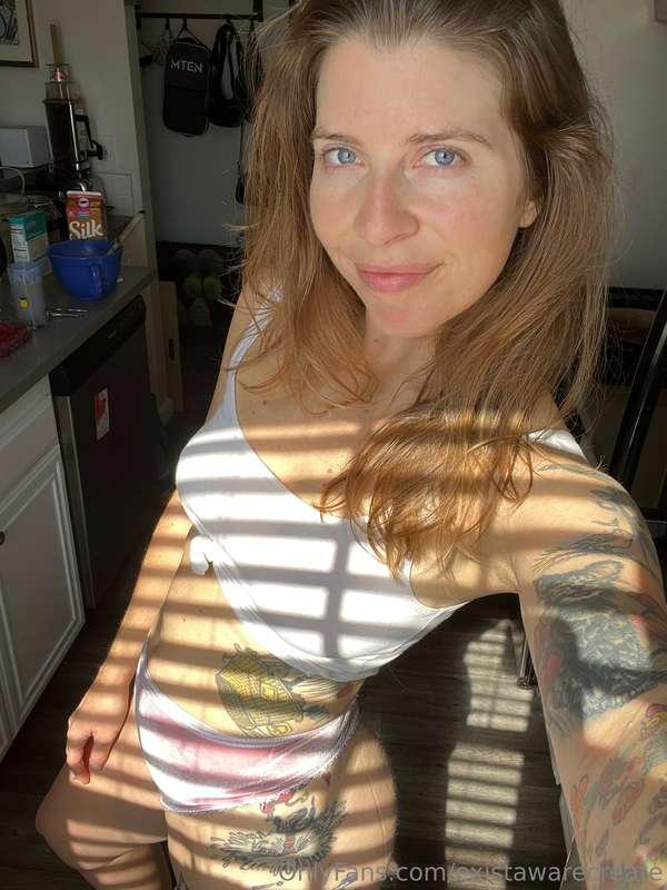 Making some Vegan Pancakes 😈❤️ Check your DMs for the recipe..