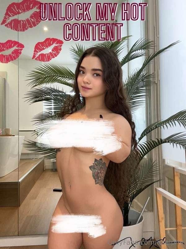 Watch me enjoy myself 🔥Masturbation on the pillow, sweet moa..