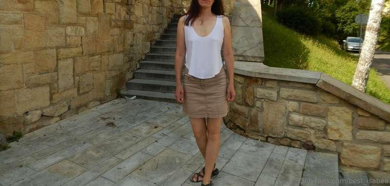 Braless in the town