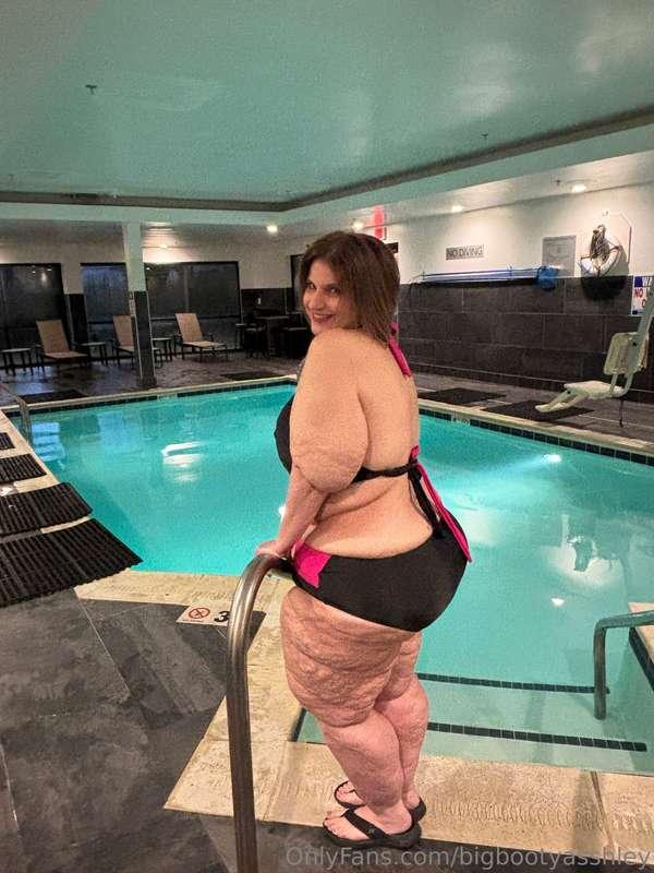 bigbootyasshley image #3