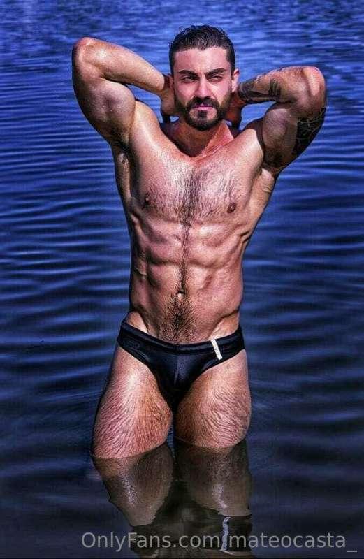 mateocasta_ image #2