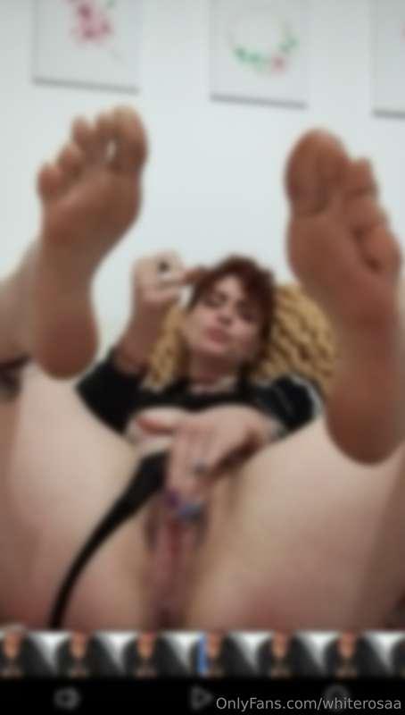 Watch me play with my fingers and the rest of my 🫠 I had wat..