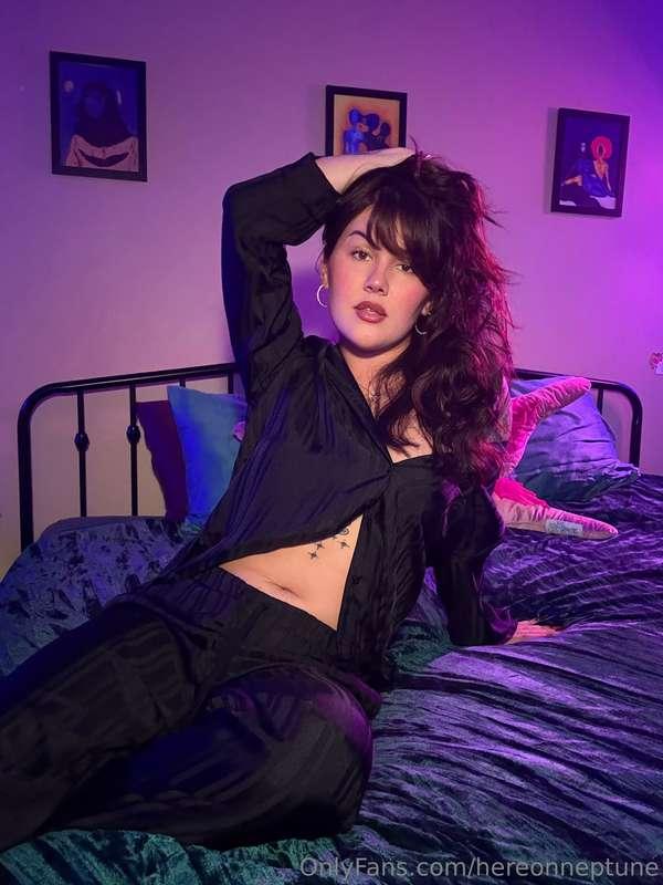 I've been such a good girl waiting for you to get done work ..