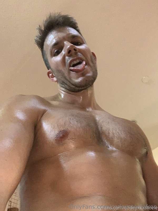 Wanna get sweaty together?
