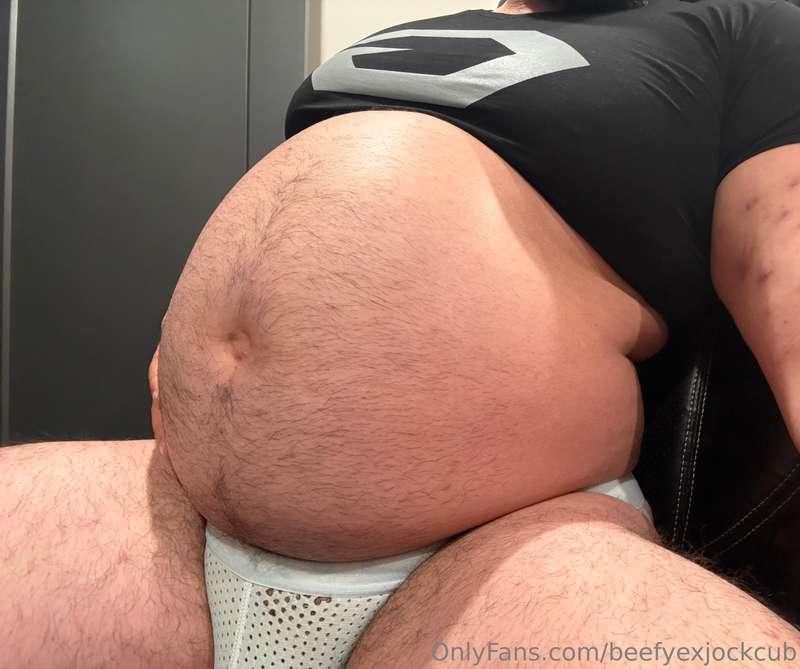 Watch my fatass prepare this belly for when I meet up with C..