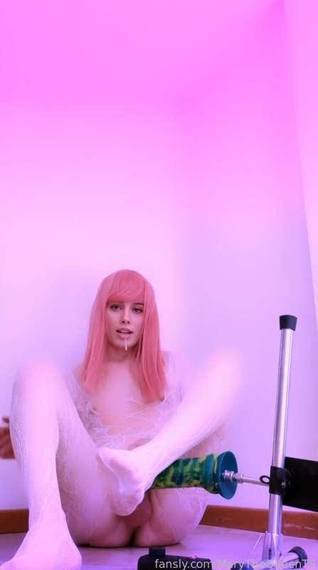 marythequeents image #3