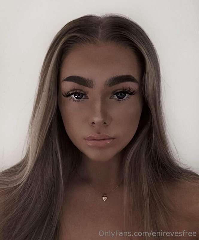 I'd be obsessed too🤤
