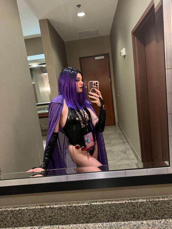 Got to cosplay Raven today! I had so much fun!!