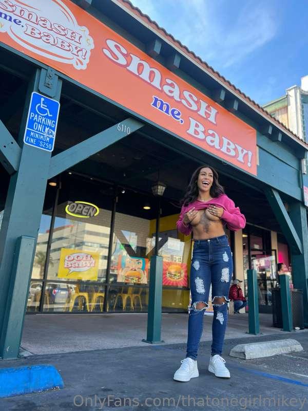 Ya! What the sign says! 💗😈