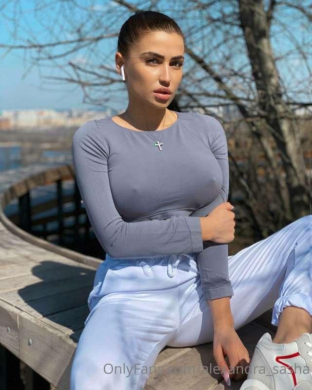 Spring has begun today...🌱🌸 But all my thoughts💭 are occupie..