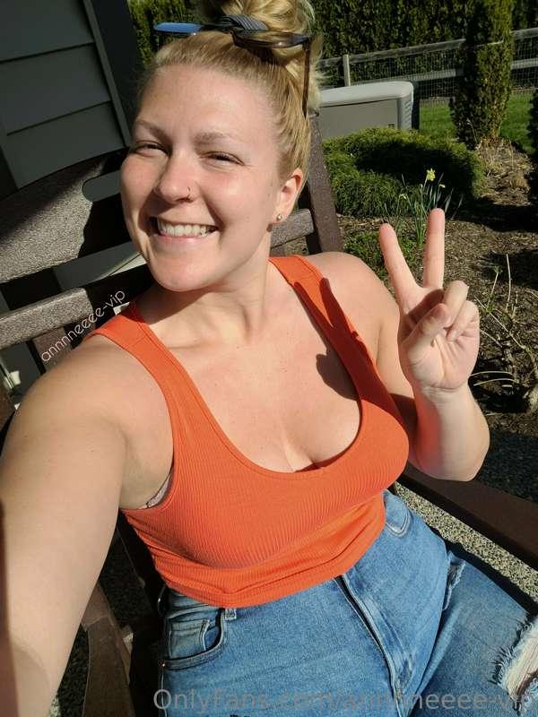 Happy sunny day to you all 🥰🌞☺️