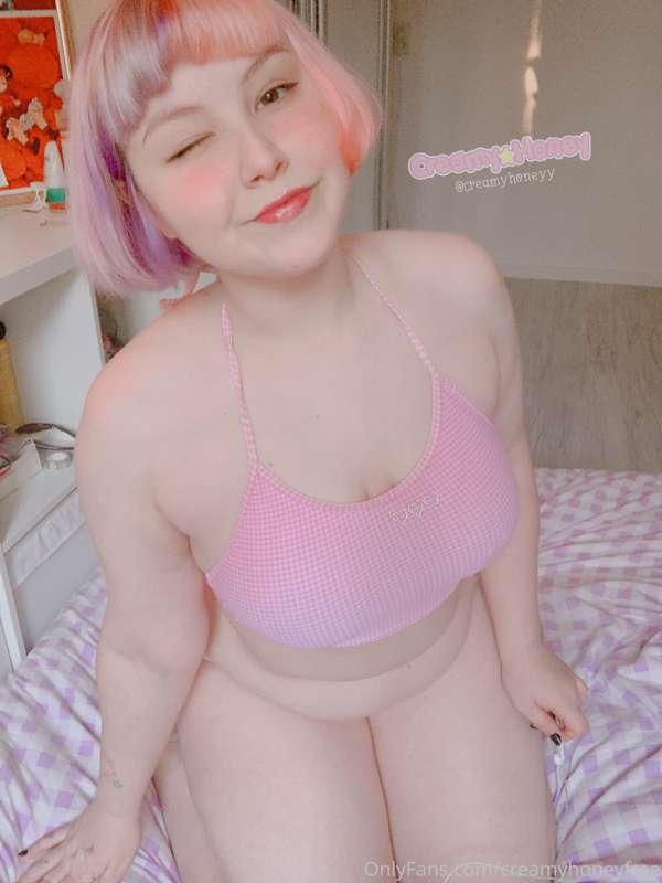 Wanna play with me? ;3