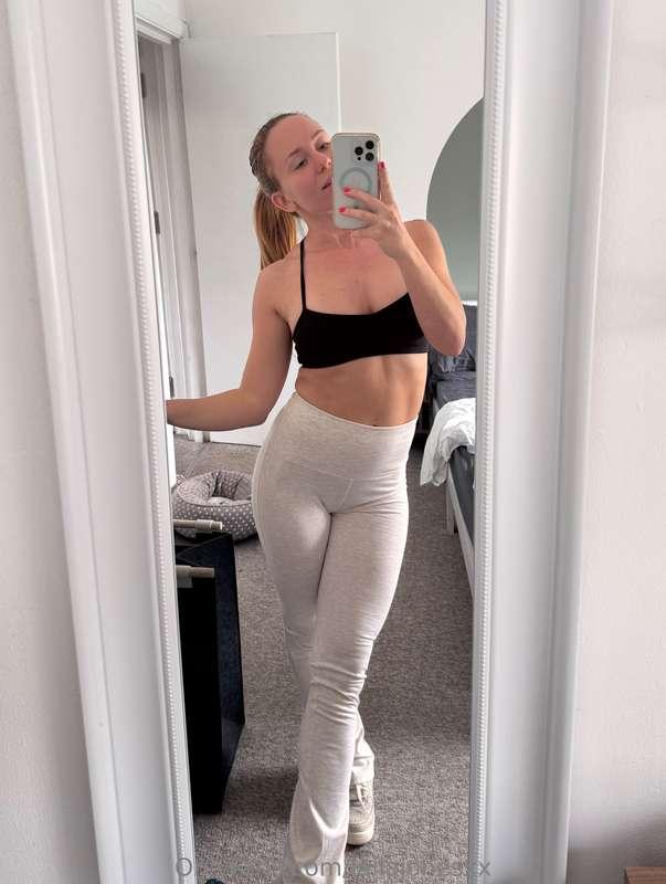 Mirror mirror on the wall whos your fave redhead of them all..