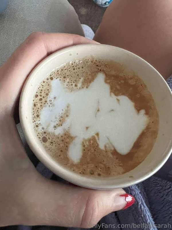 I dunno how the baristas make it pretty?
