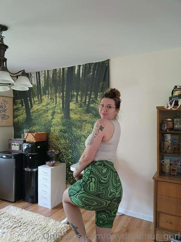 Does my butt still look okay? Lol ❤️ 

UPDATE:
Ive been movi..