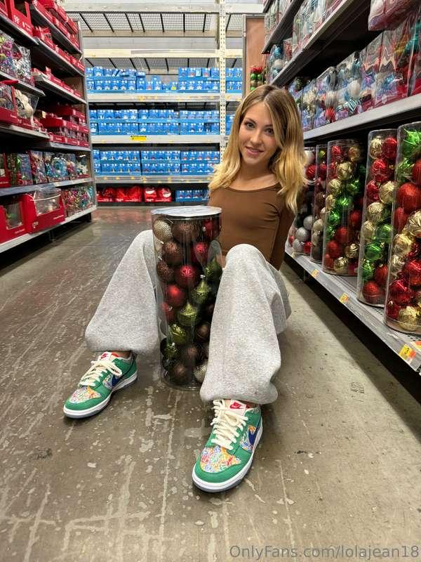 Merry Christmas 🖤