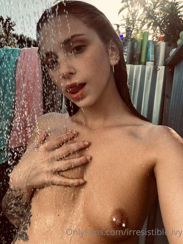 Woke up suuuuper horny this morning 😣